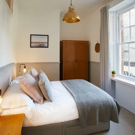 Host & - Havelock Place شقة