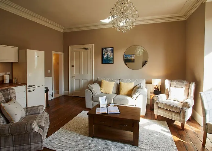 Host & - Havelock Place Whitby