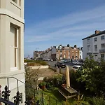 Host & - Havelock Place